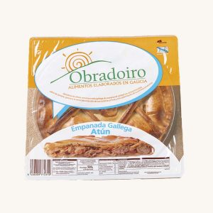 Obradoiro Round Galician Pie with tuna (empanada gallega de atún), from Galicia, piece 500 g