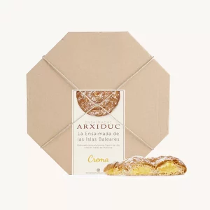 Arxiduc Ensaimada de Mallorca de Crema (Mallorcan ensaimada stuffed with cream), medium size 500g