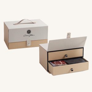 Cinco Jotas (5J) Gift box of hand-carved whole shoulder ham (paleta) pata negra acorn-fed 100% Ibérico - Jabugo