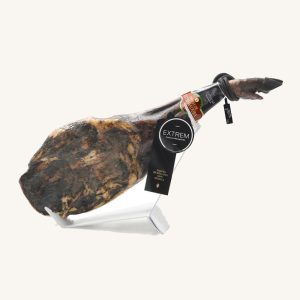 Acorn-fed 100% Ibérico shoulder ham (paleta), black label - pata negra, DOP Dehesa de Extremadura, full-leg