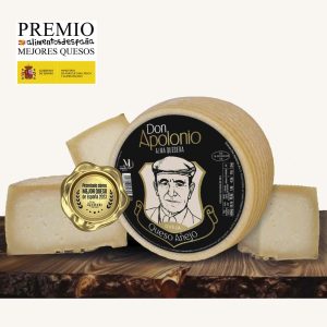 Don Apolonio Manchego Añejo-Reserva sheep's milk cheese, min. 10 months, from Ciudad Real, whole piece
