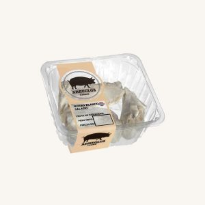 Salted white bones for stews (hueso blanco salado para guisos), tray